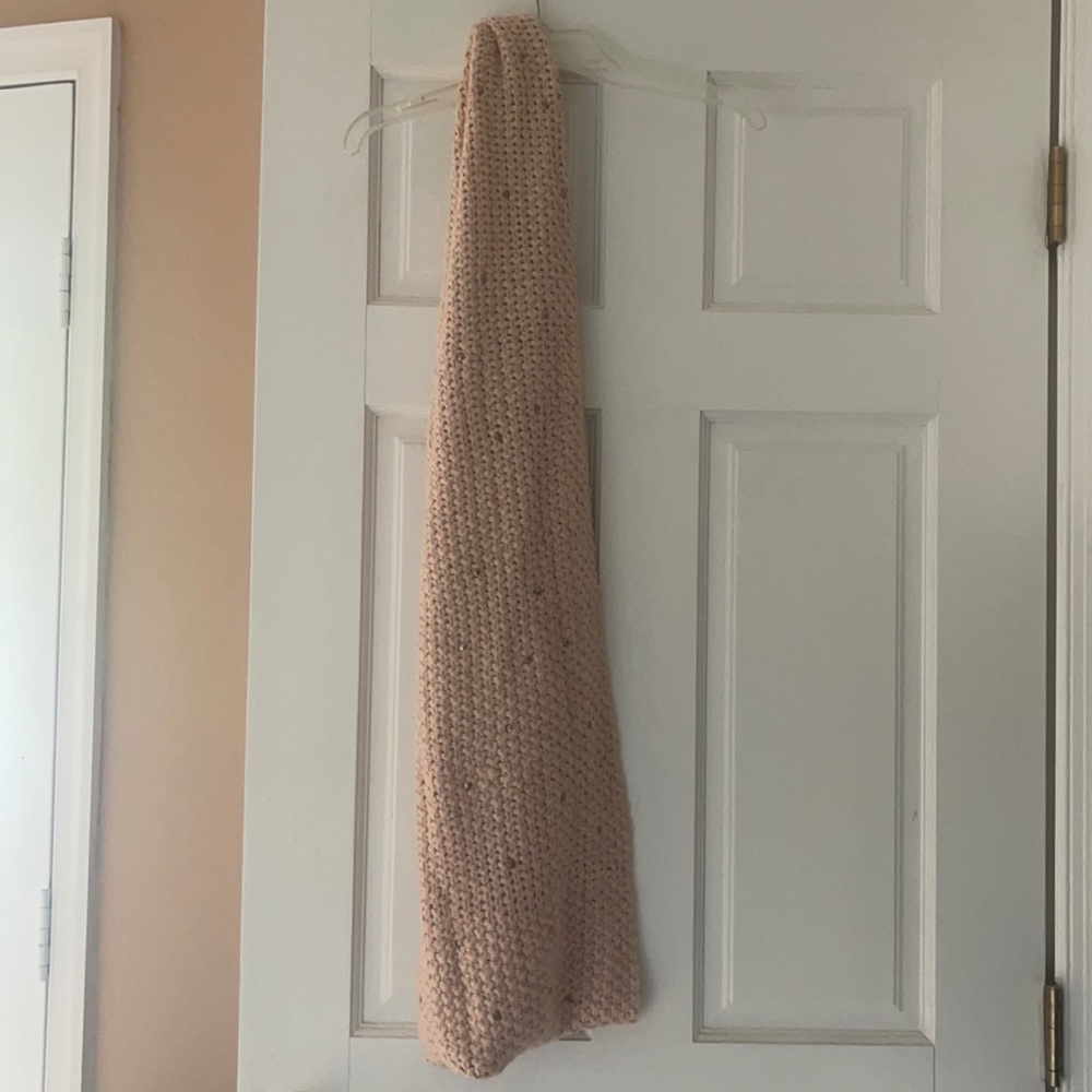 Gem infinity scarf